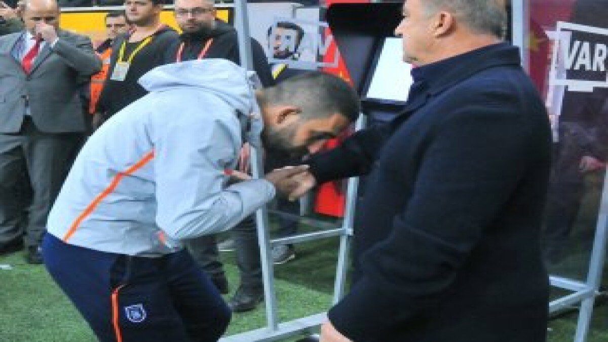 Galatasaray'da Arda Turan belirsizliği sürüyor