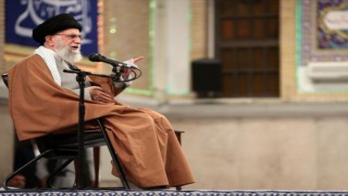 Hamaney'den Trump'a cevap