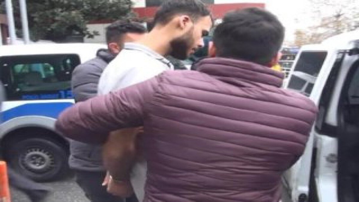 Eşi için tartıştığı amcasını bıçaklayıp, gözlerini oydu