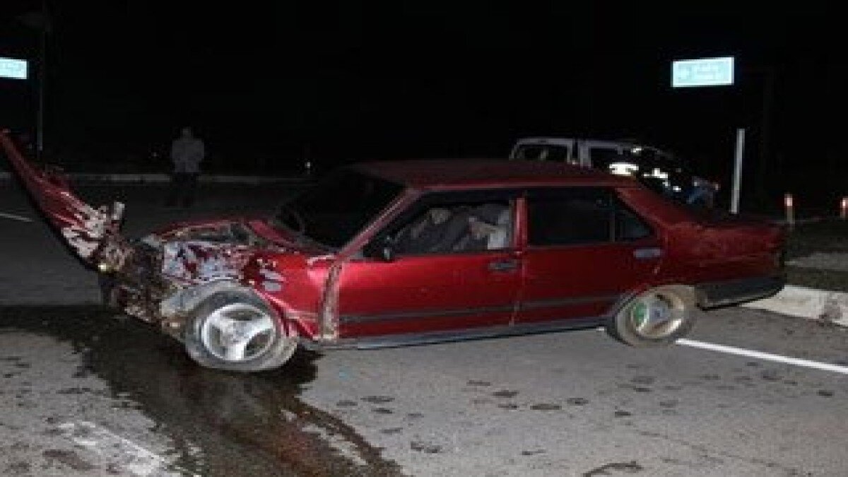 Manisa'da alkollü sürücü kaza yaptı