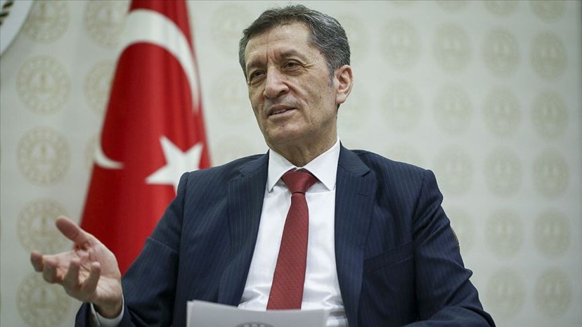 Milli Eğitim Bakanı Ziya Selçuk'tan 'EBA TV' paylaşımı - Ensonhaber