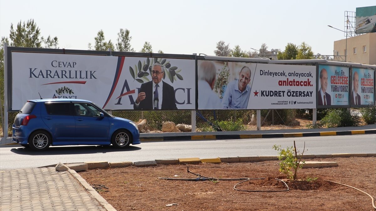 KKTC halkı 11 adaylı yarışta cumhurbaşkanını seçecek