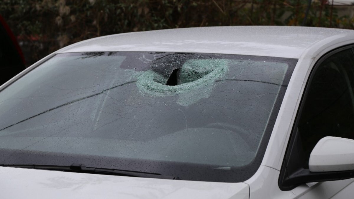 Artvin'de yamaçtan düşen kaya parçası ölüm getirdi