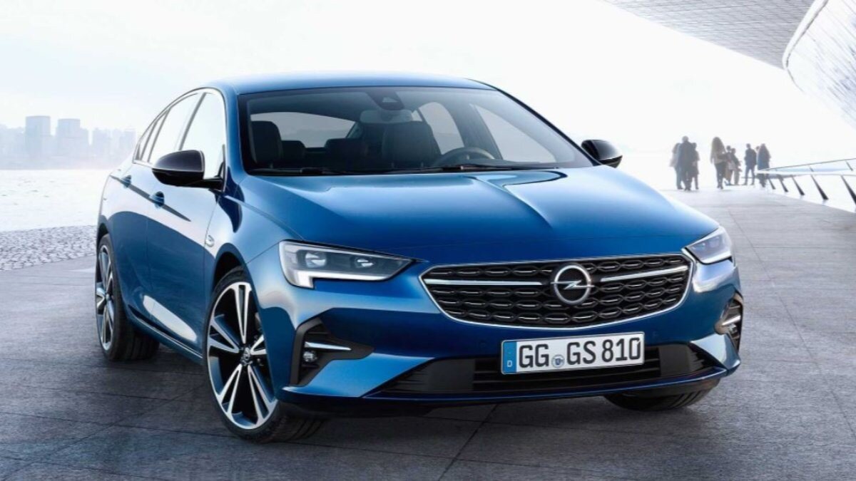 Makyajlı Opel Insignia Türkiye'de satışa çıktı