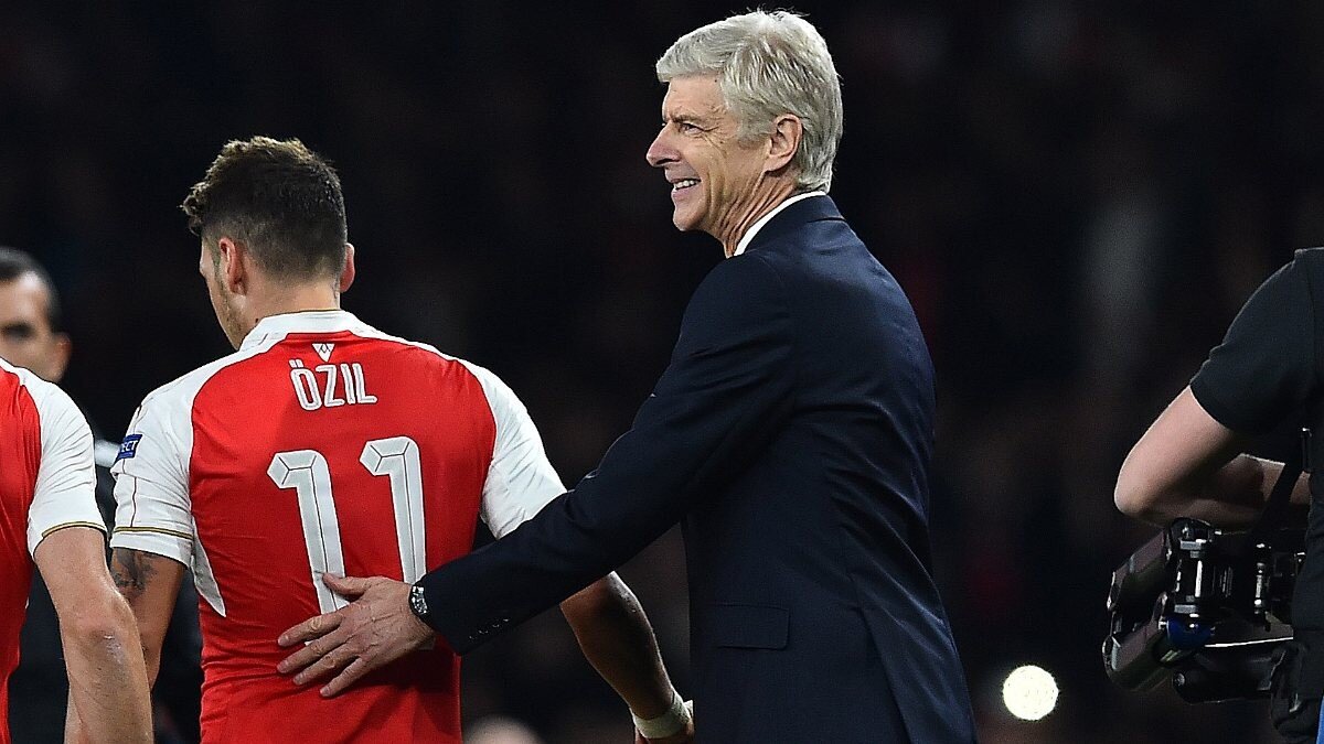 Arsene Wenger: Mesut'un etrafında bir takım kurulmalı