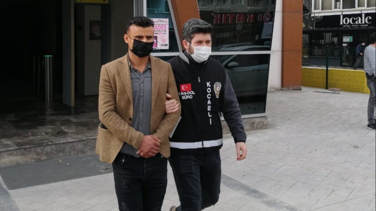 Kocaeli’de kendini savcı olarak tanıtıp, 240 bin lirasını aldı