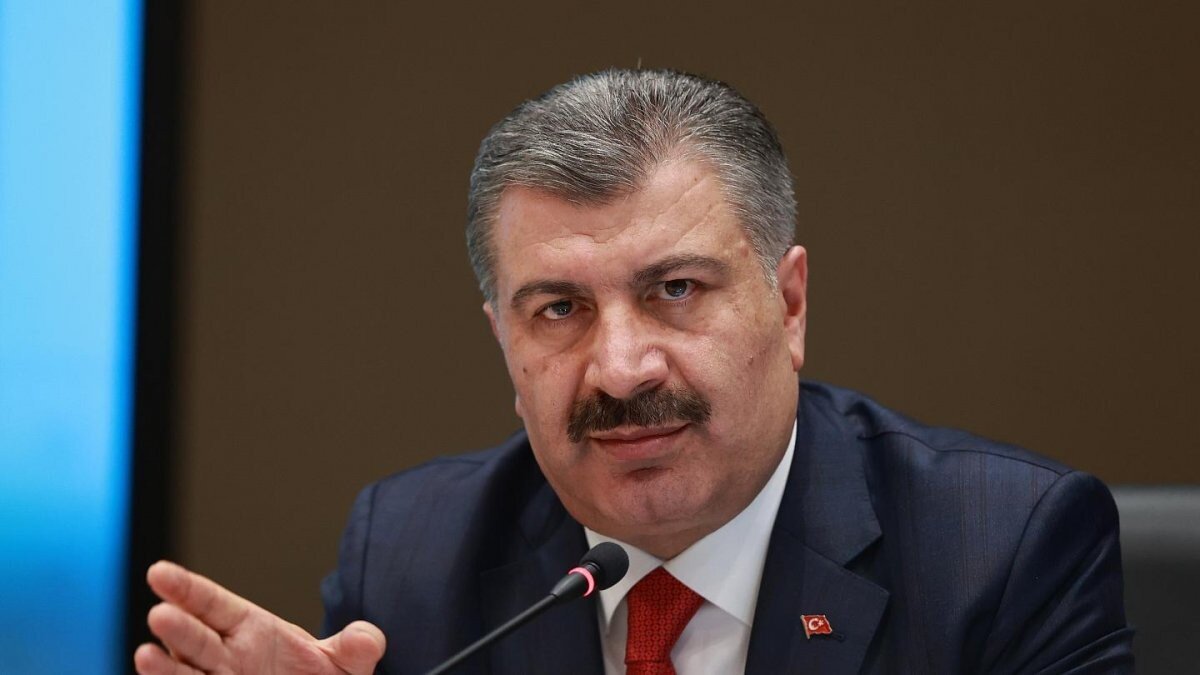 Fahrettin Koca: Aşı hastaneye yatışları yüzde 100 engelliyor