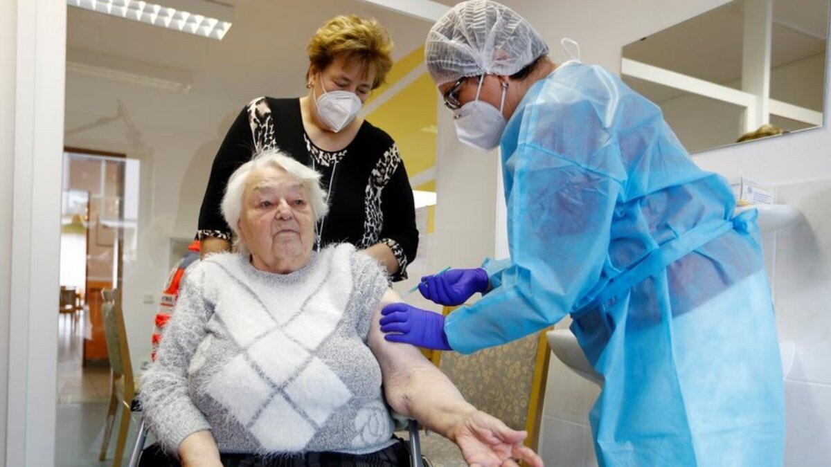 Almanya'da halkın yüzde 73'ü koronavirüs aşısı yaptırmak istiyor