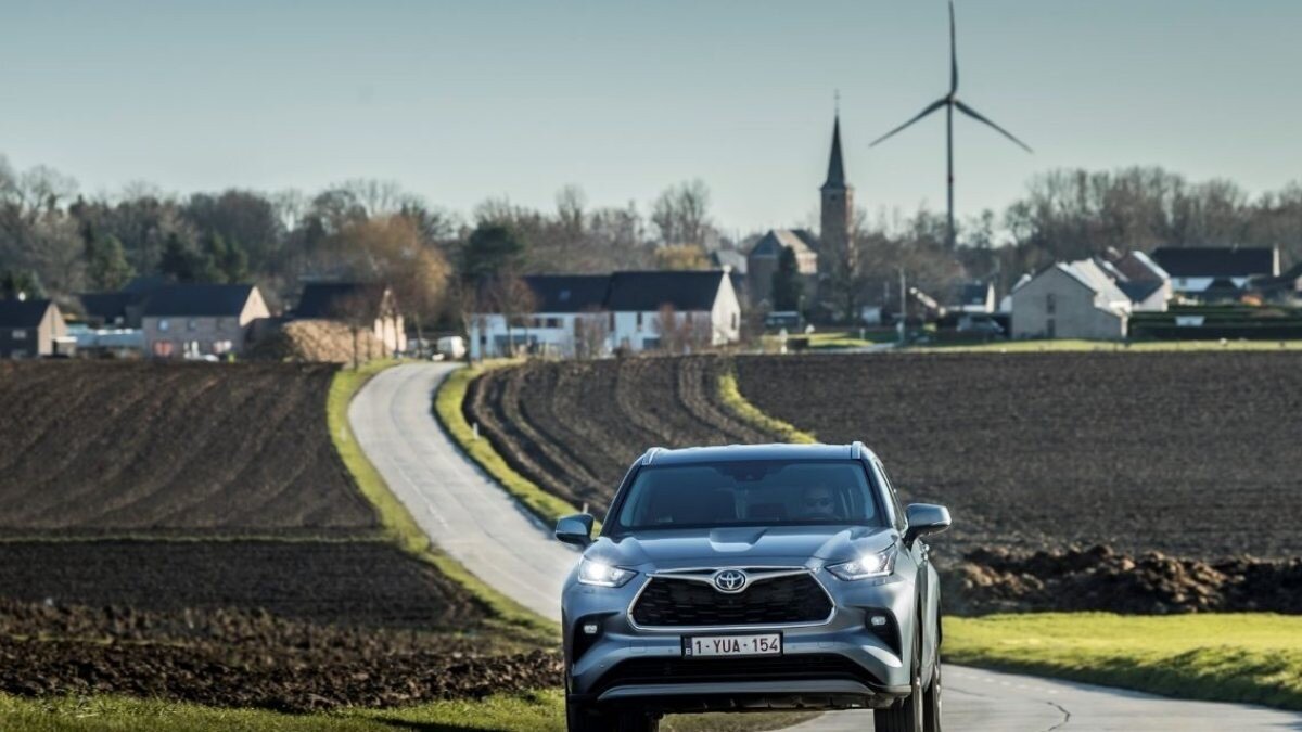 Toyota, yeşil teknolojiler için 4,7 milyar dolar ayırdı