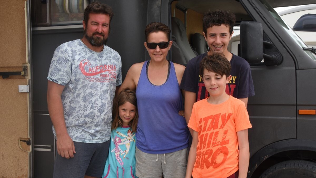 Almanya'dan gelen aileler, Türkiye'de karavan tatili yapıyor