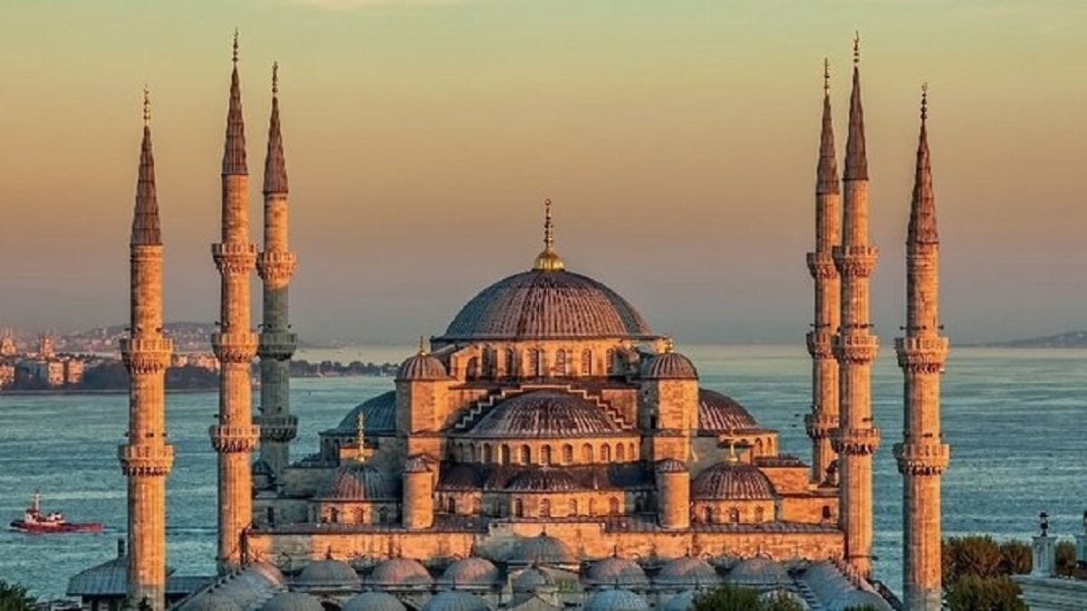 Muharrem ayı ne zaman başlıyor ve bitiyor? 2021 aşure günü ne zaman, ayın kaçında?