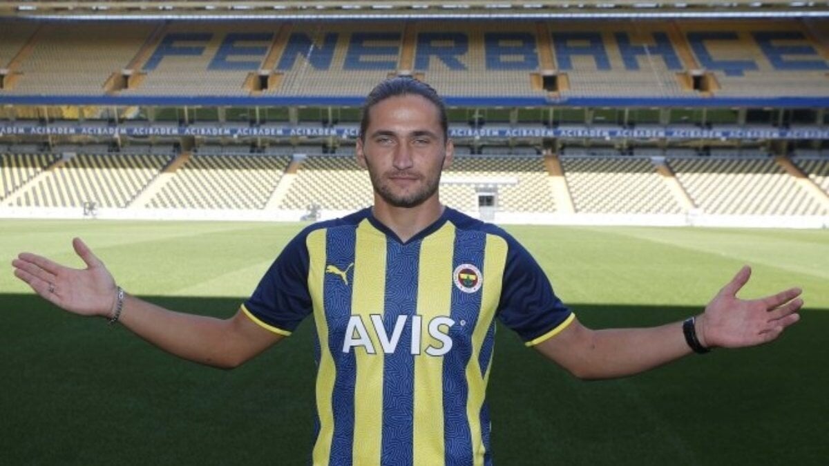 Miguel Crespo, Avrupa'da oynayamayacak