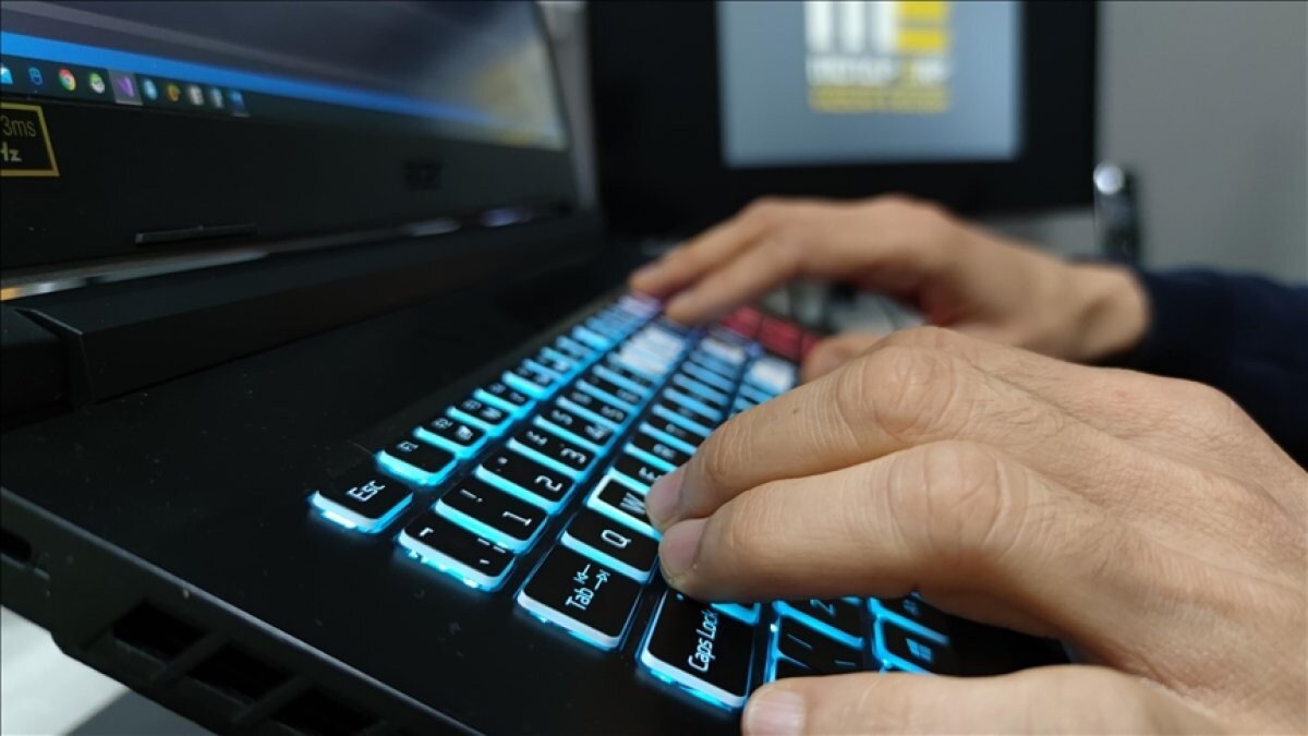 Bursalı bankacı, işini bırakıp yazılım firması kurarak ihracata başladı