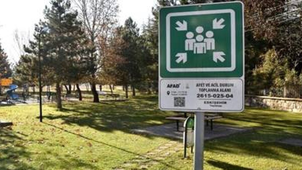 AFAD’dan ‘İstanbul’da standarda uygun olmayan toplanma alanı’ iddialarına cevap