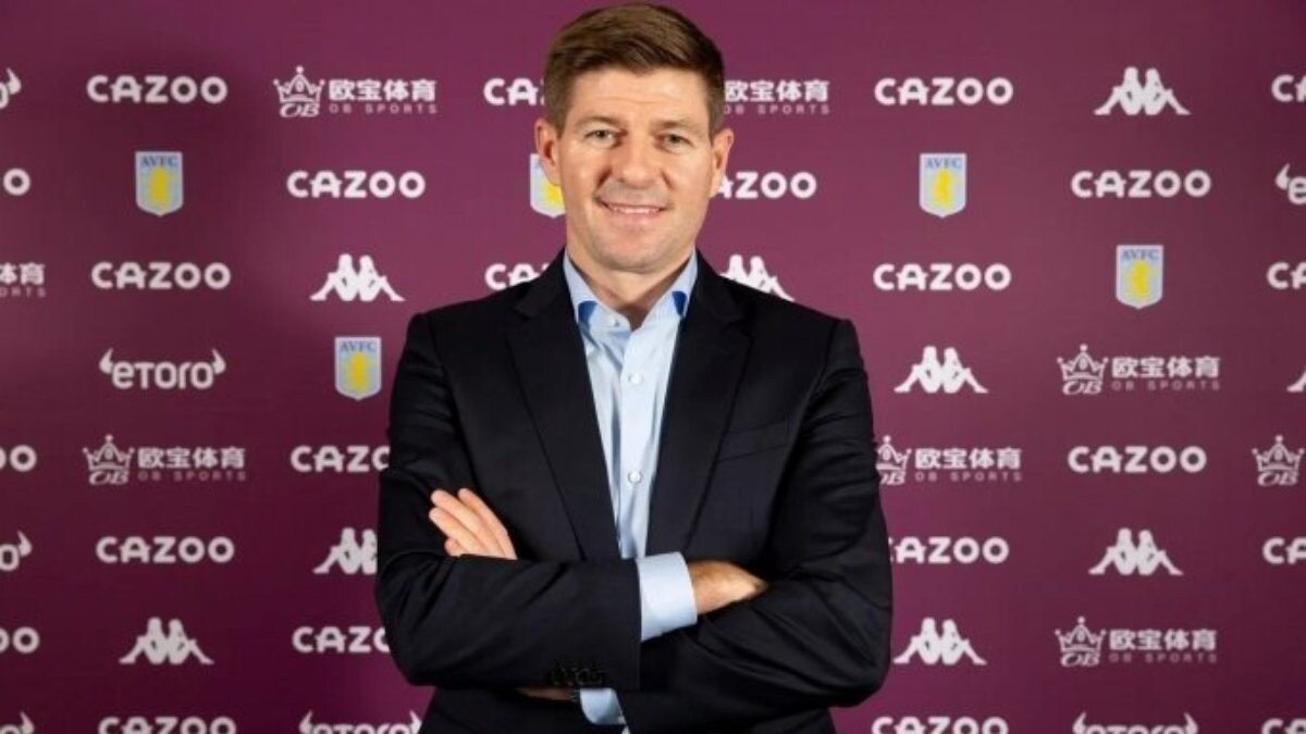 Aston Villa, Steven Gerrard ile sözleşme imzaladı