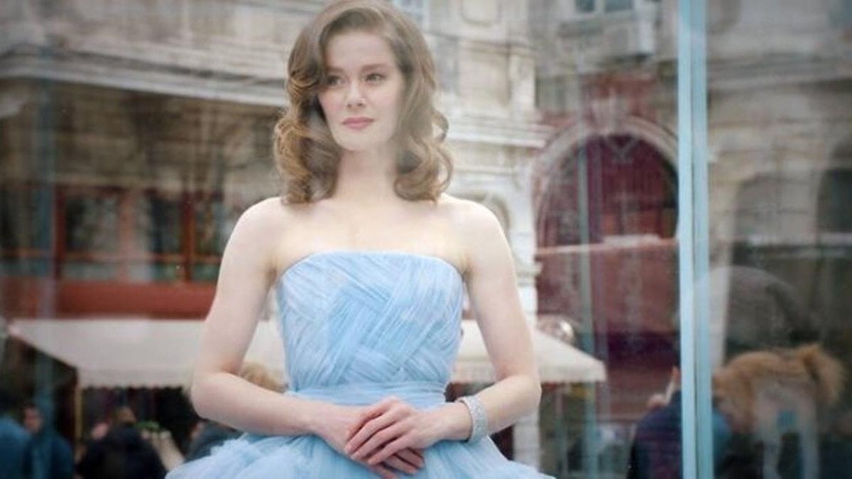 Burcu Biricik diziden ayrılmıyor