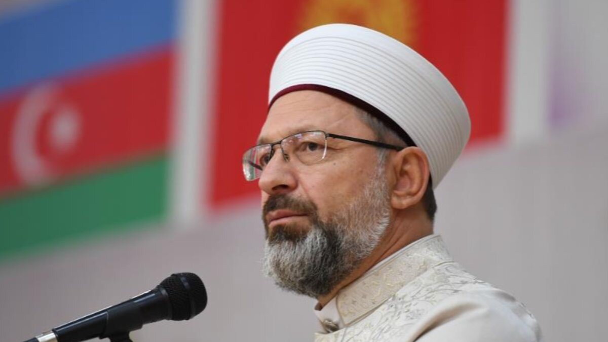 Ali Erbaş: İstikbalimiz çocuklarımızı iyi yetiştirmemizde