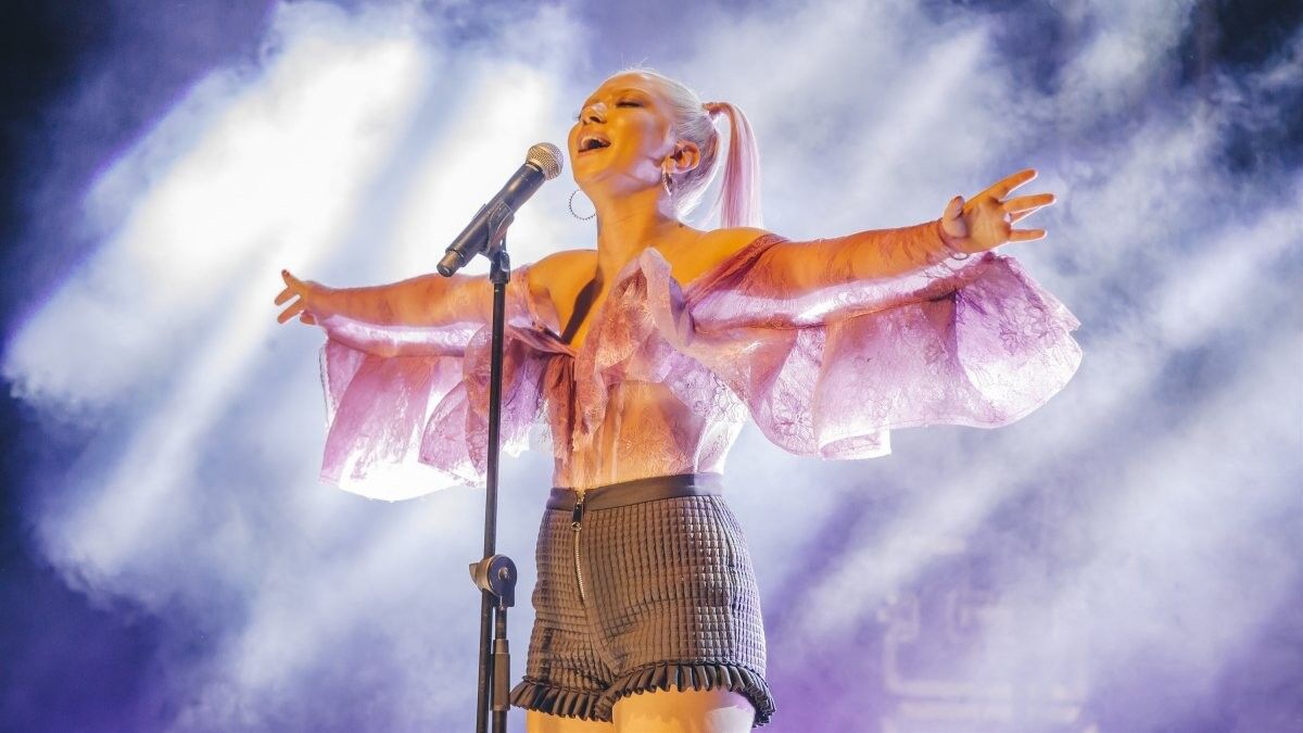 Ece Seçkin'den sahne almasını eleştiren belediye başkanına tepki