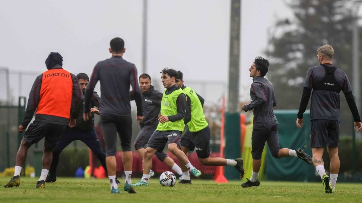 Trabzonspor'da şampiyonluk sonrası ilk idman