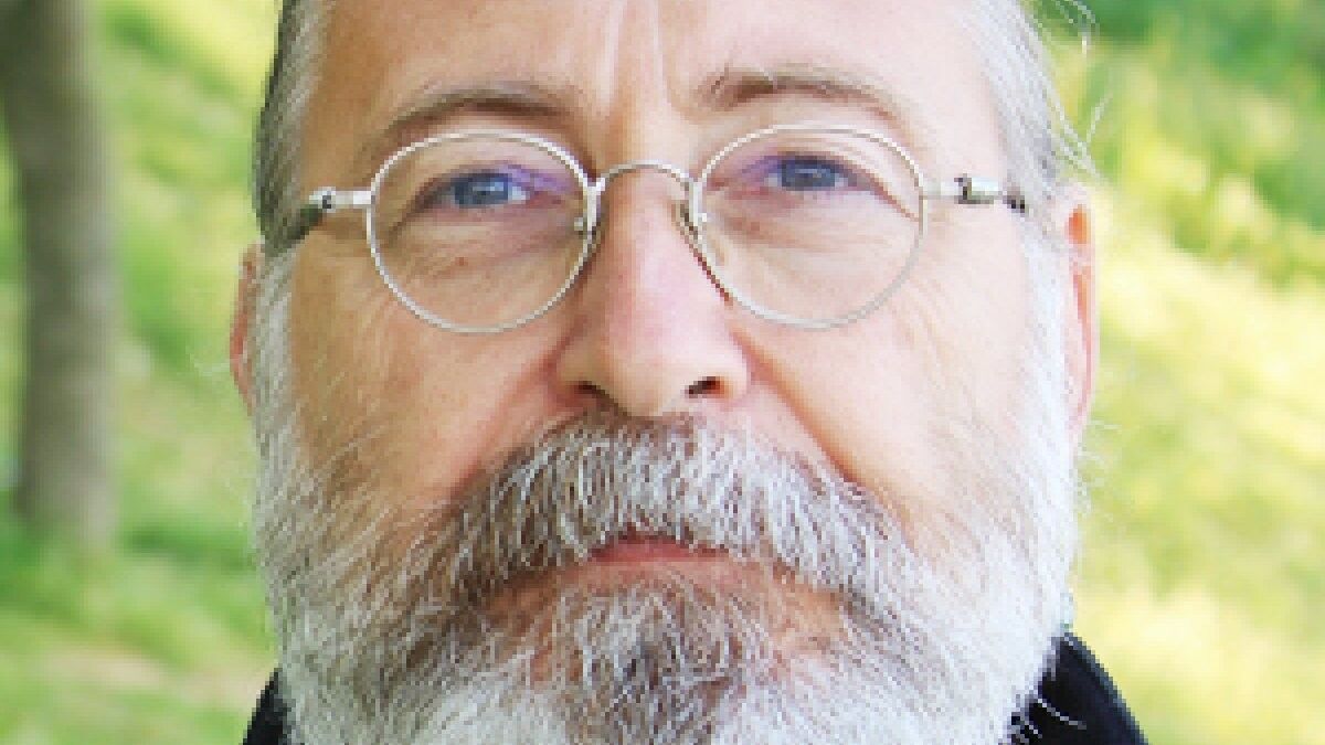 Sabri Safiye'den Tüylü Bir Uzay Macerası