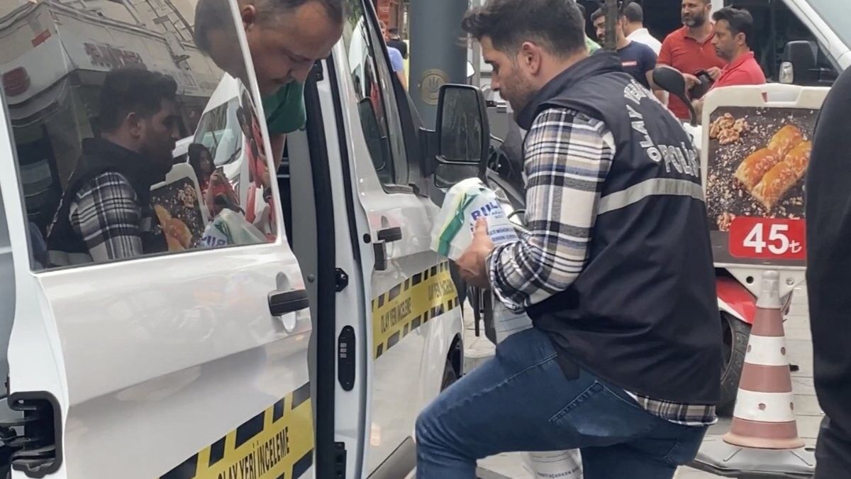 İstanbul'da şüpheli çantadan el bombası çıktı