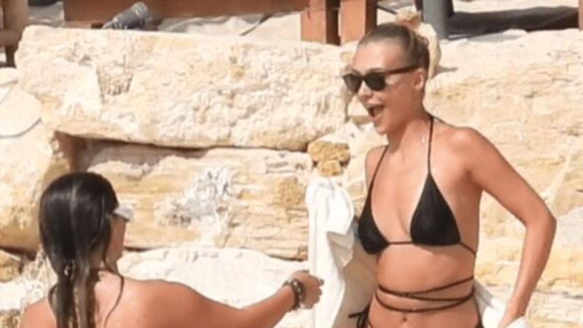 Melisa Döngel Çeşme'de