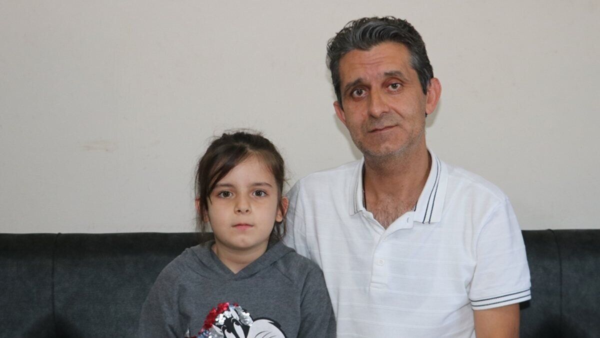 Sakarya'da başıboş köpekler, küçük çocuğa saldırdı