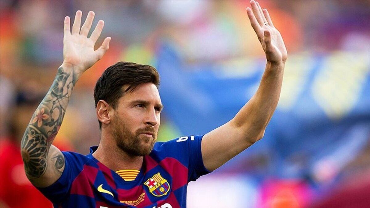 Barcelona, Lionel Messi'nin heykelini dikecek