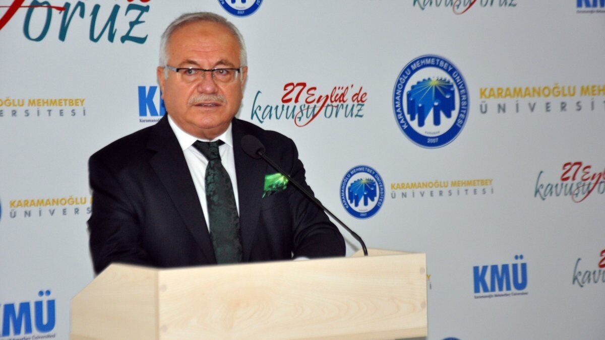 ‘Vampir’ uyarısı yapan rektör istifa etti: Yenisi için ilan verildi