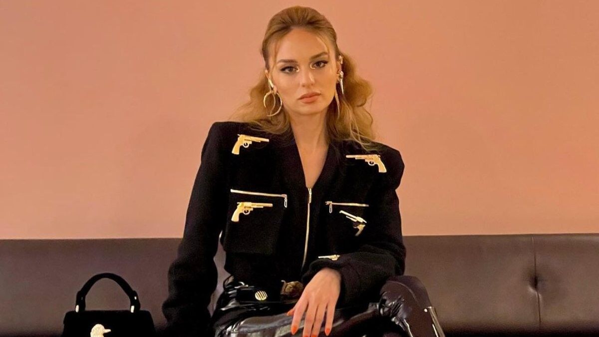 Nilperi Şahinkaya: Kişisel birçok sorun var