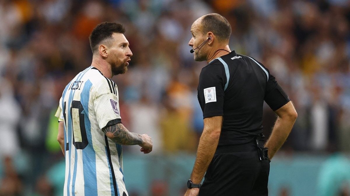 Messi'nin eleştirdiği Mateu Lahoz, Dünya Kupası'nda görev almayacak