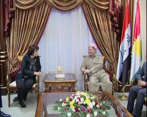 Madam Mitterrand öldü