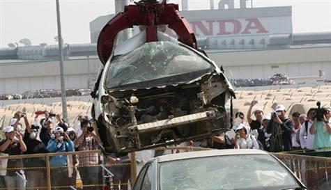 Honda bin 55 otomobili imha etti