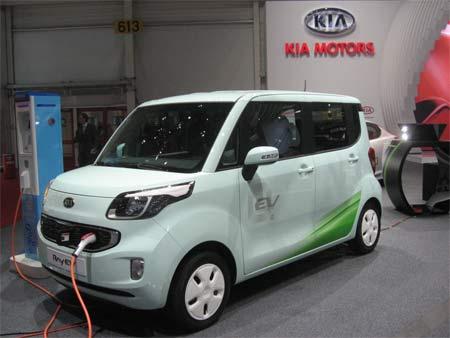 Kia Cenevre'de 3 farklı prömiyere imza attı