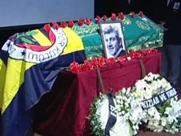 Ekrem Bora'ya son veda