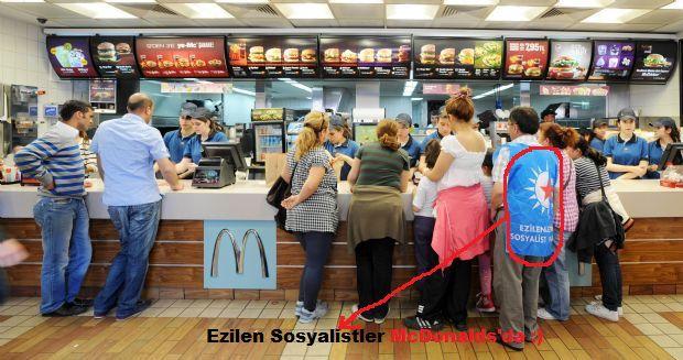 Ezilen sosyalistler McDonalds'ta