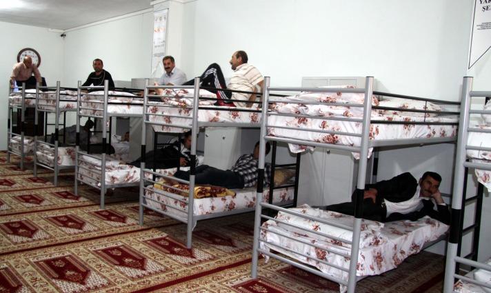 Diyarbakır'da hasta yakınlarına ücretsiz hizmet-İzleyin