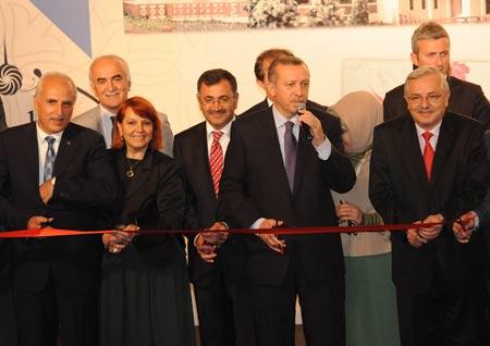 Erdoğan toplu açılış şartını Üsküdar'da bozdu