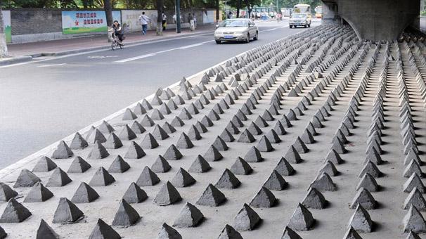 Çin'de evsizlere uygulanan Çin işkencesi