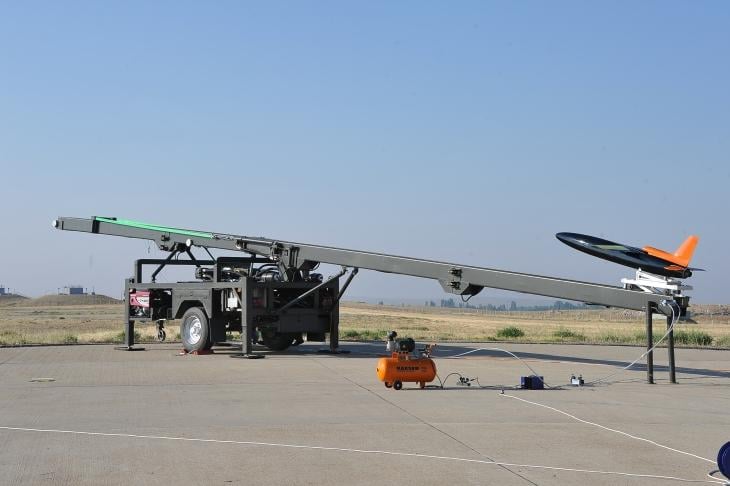 Türk İHA'sı Şimşek ilk kez havalandı