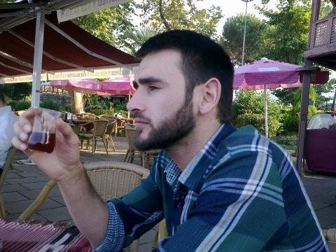 Oğlunun cenaze namazını kıldırdı