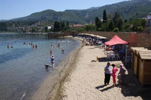 Karamürsel'de tesettür plajı