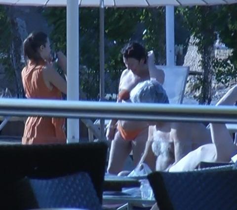 Bikinili Oya Başar sezonu kapattı