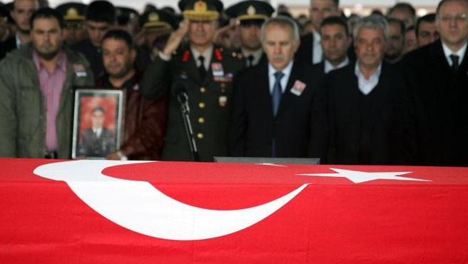 Pervari şehitleri son yolculuğuna uğurlandı