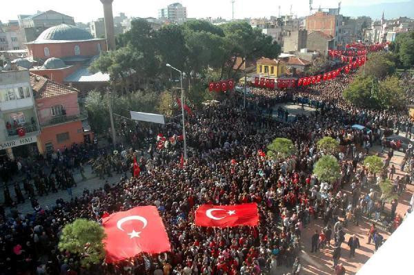 Pervari şehitleri son yolculuğuna uğurlandı