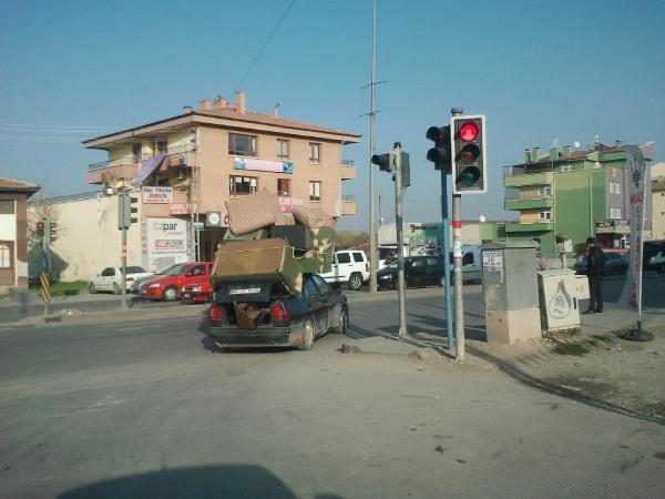 Otomobilin üzerinde koltuk takımı
