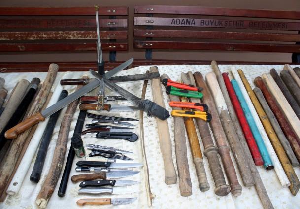 Adana'da şoför koltuğunun altından çıkanlar