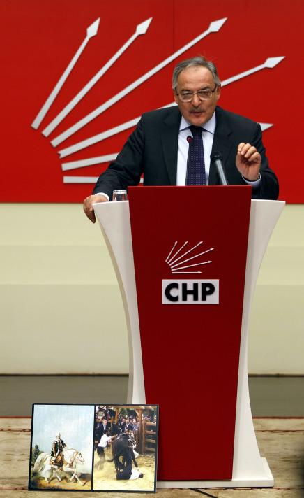 CHP'li Koç: Kıyafet serbestliği laikliğe karşı