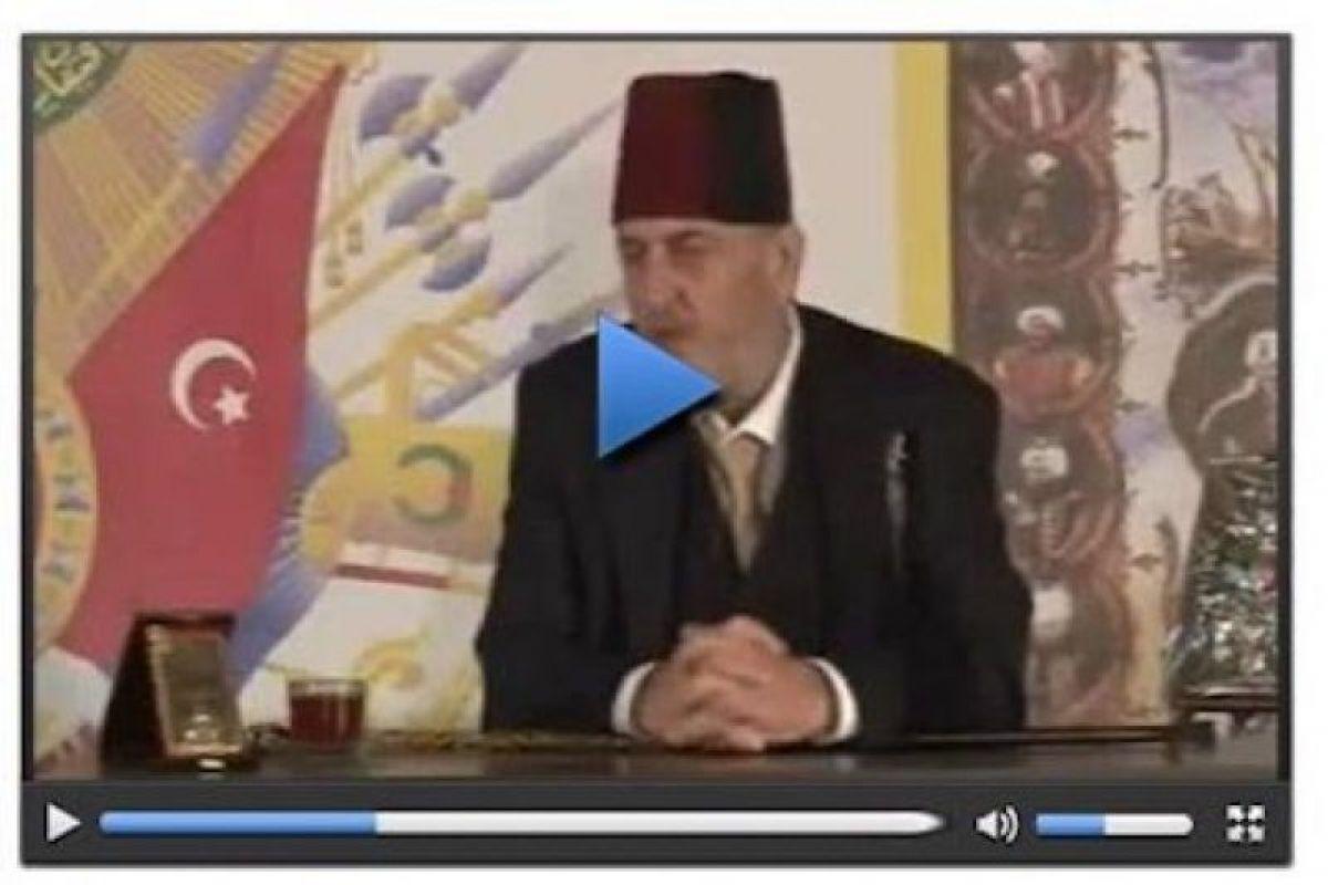 Ayşe Hür'ün Necip Fazıl tweet'i tepki çekti