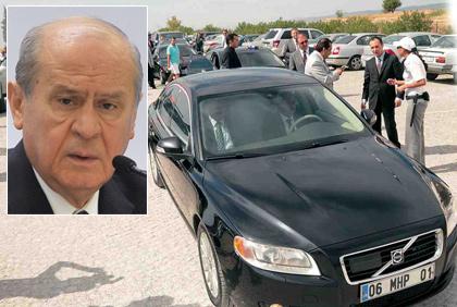 Bahçeli Volvo'dan indi Mercedes'e bindi